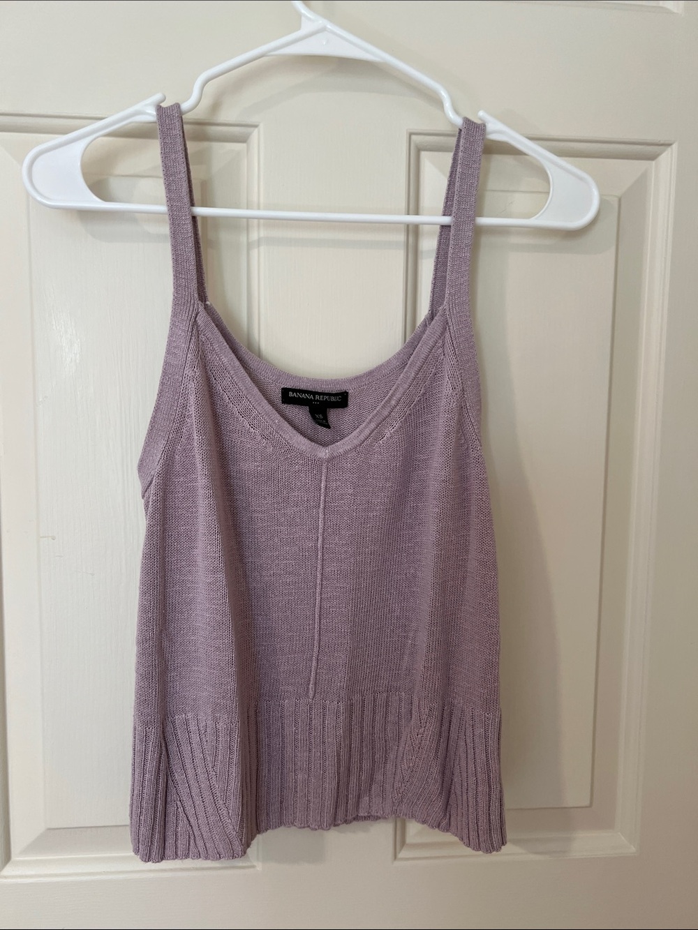 Banana Republic Light Lavender Knit V-Neck Tank